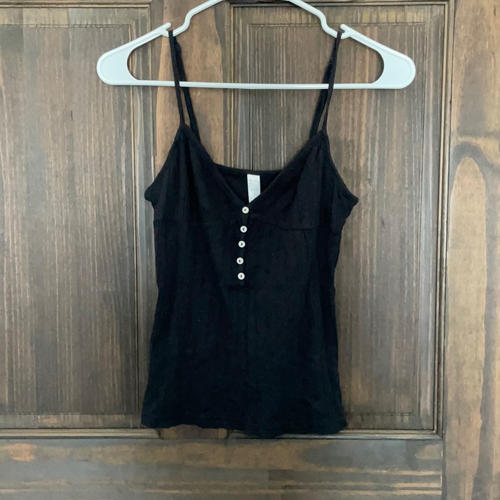 Black cropped spaghetti strap tank